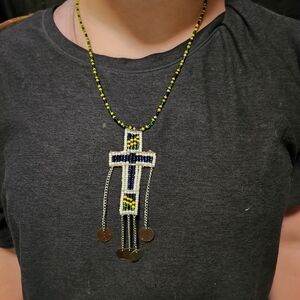 Cross bead necklace